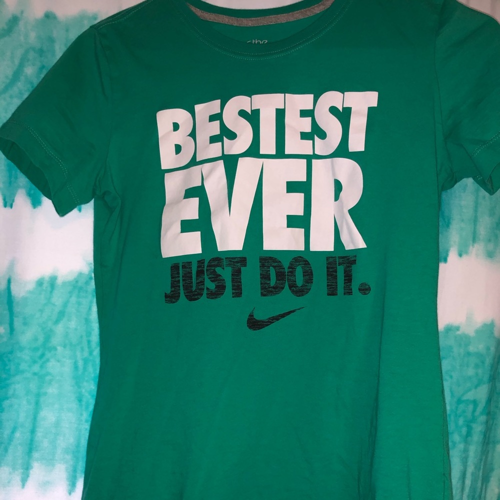 Nike - bestest ever just do it graphic tee